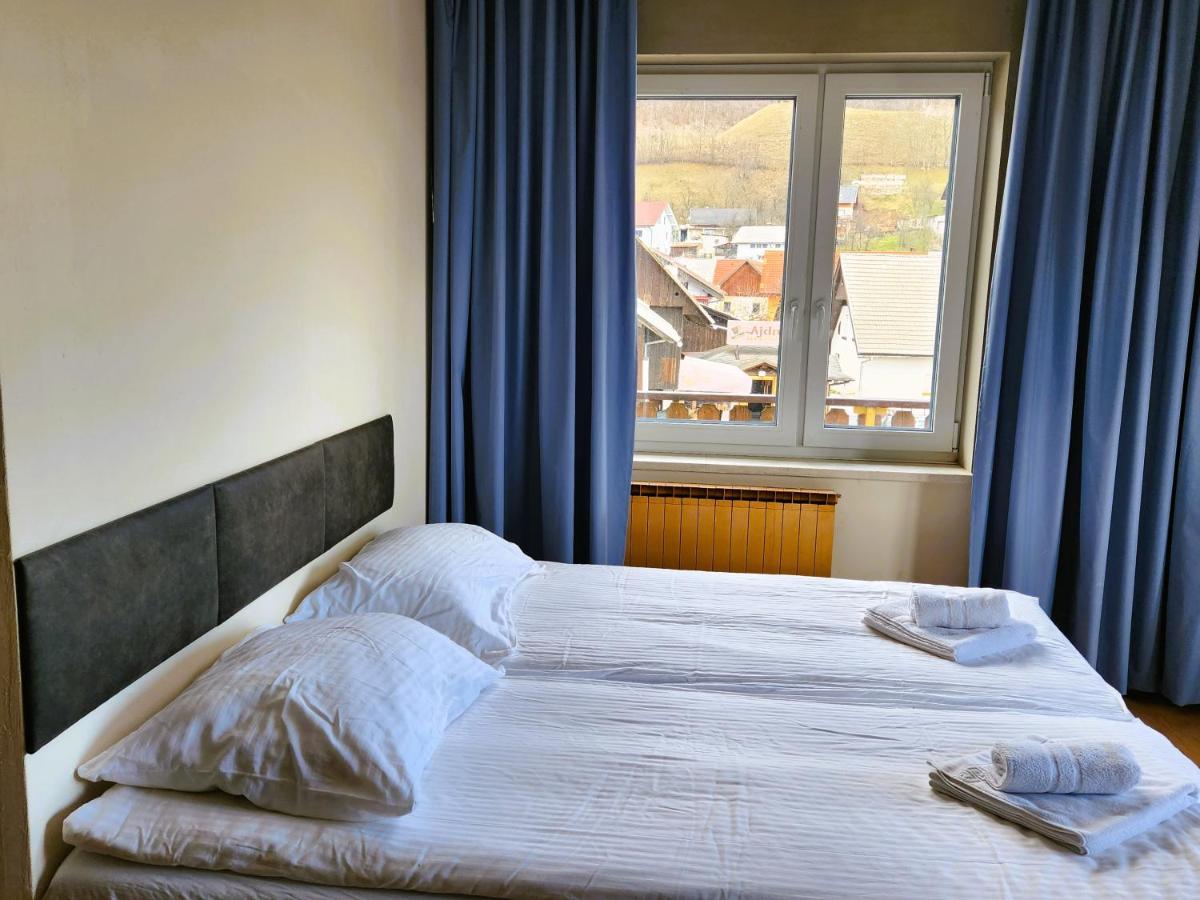 Pension Knafel Zirovnica Exteriér fotografie