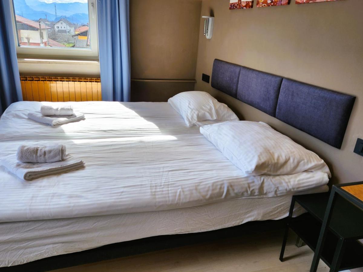 Pension Knafel Zirovnica Exteriér fotografie